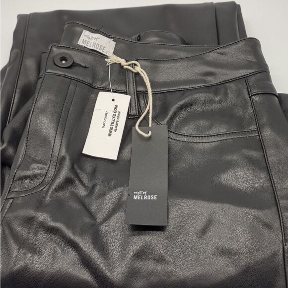 WEST OF MELROSE Faux Leather Low Rise Wide Leg Womens Pants - Picture 4 of 8